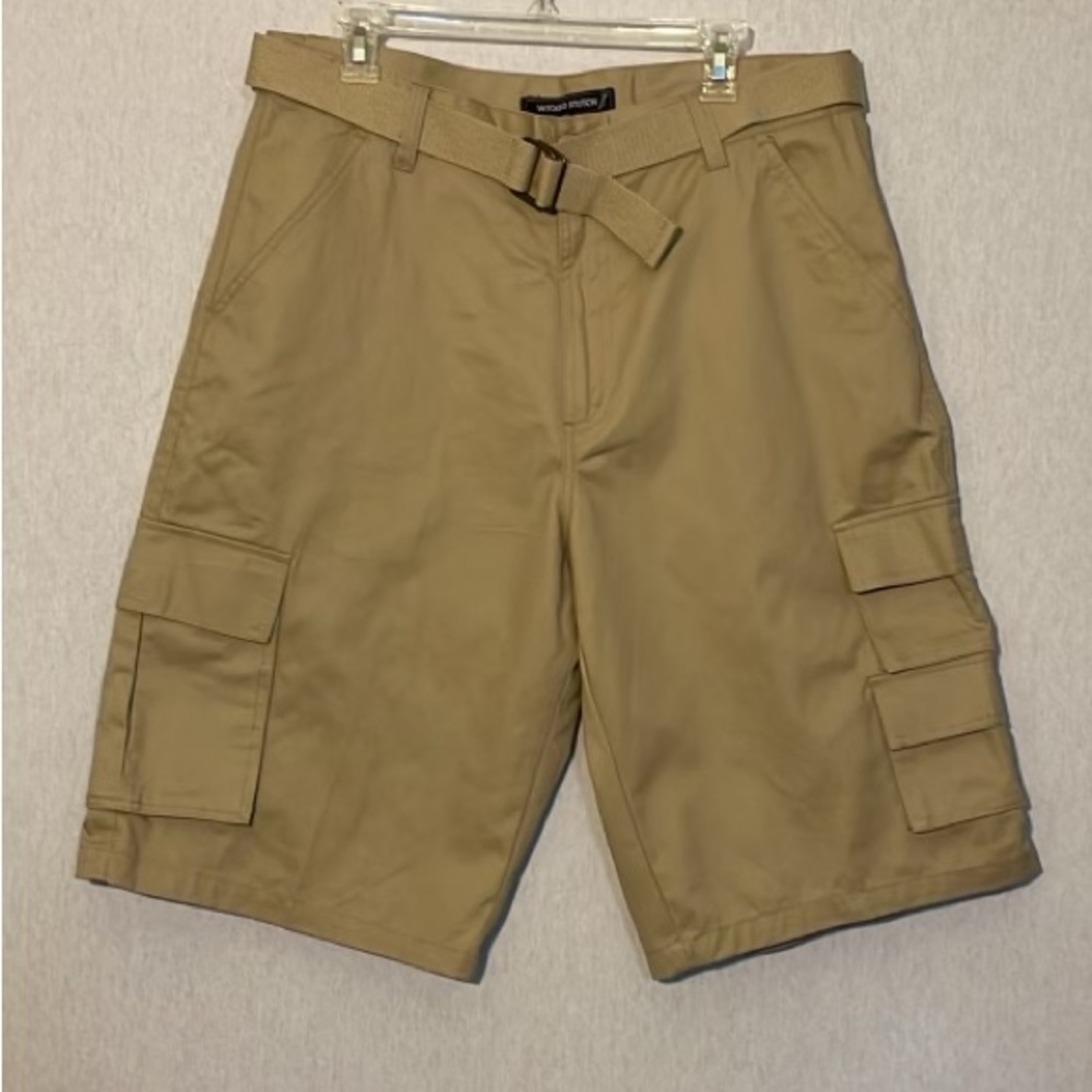 Wicked Stitch cargo shorts , size 36